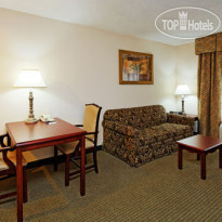 Holiday Inn Express Hotel & Suites Huntsville-University Drive 