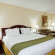 Holiday Inn Express Hotel & Suites Huntsville-University Drive 