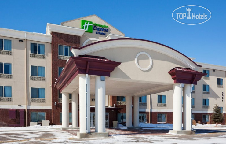 Фотографии отеля  Holiday Inn Express Hotel & Suites Grand Forks 2*