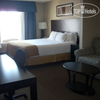 Holiday Inn Express Hotel & Suites Grand Forks 