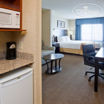 Holiday Inn Express Hotel & Suites Grand Forks 