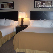 Holiday Inn Express Hotel & Suites Grand Forks 