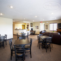 Super 8 Jamestown 