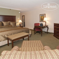 Best Western Plus White Bear Country Inn 