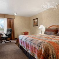 Ramada Marshall 
