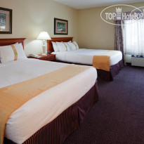 Holiday Inn Hotel & Suites St. Cloud 