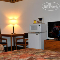 Asteria Inn & Suites  