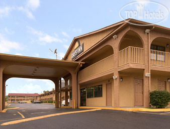 Фотографии отеля  Days Inn Downtown - Nashville West Trinity Lane 2*