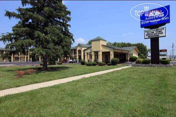 Фотографии отеля  Americas Best Value Inn-Fayetteville 2*