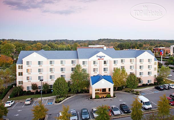 Фотографии отеля  Fairfield Inn & Suites by Marriott Nashville Airport 3*