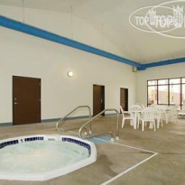 Econo Lodge Inn & Suites Fairgrounds Гидромассаж