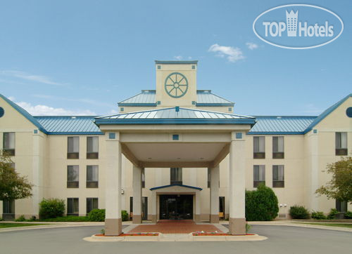 Фотографии отеля  Holiday Inn Express Cedar Rapids Collins Road 2*