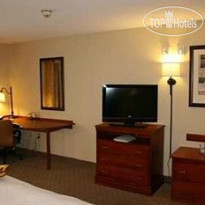 Hampton Inn & Suites Cedar Rapids - North 