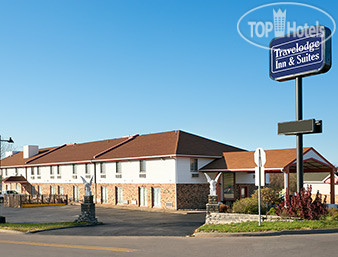 Фото Travelodge Inn And Suites Muscatine