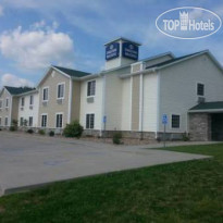 Cobblestone Inn & Suites - Bloomfield Отель