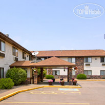 Days Inn and Suites Davenport East 