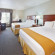 Holiday Inn Express Hotel & Suites Sioux Falls At Empire Mall 