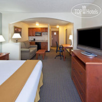 Holiday Inn Express Hotel & Suites Sioux Falls At Empire Mall 