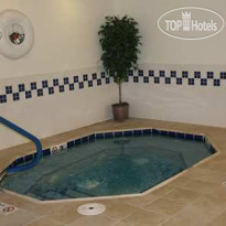 Hampton Inn Wichita-East 