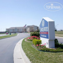 Candlewood Suites Wichita-Northeast 