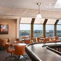 DoubleTree by Hilton Hotel Wichita Airport