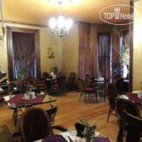 Lyons Twin Mansions B&B and Spa