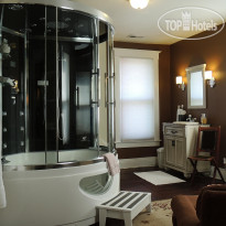 Lyons Twin Mansions B&B and Spa