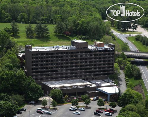 Фотографии отеля  Crowne Plaza Danbury 3*