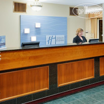 Holiday Inn Express Vernon - Manchester 