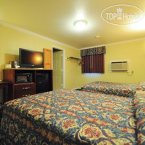 Red Carpet Inn & Suites Cheshire 