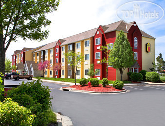 Hotelier's photos Super 8 Blue Springs 2*