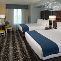 Holiday Inn Express Hotel & Suites Kansas City Airport 