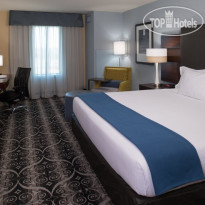 Holiday Inn Express Hotel & Suites Kansas City Airport 