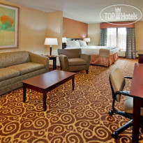 Holiday Inn Express Hotel & Suites Kansas City-Grandview 