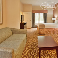 Holiday Inn Express Hotel & Suites Kansas City-Grandview 