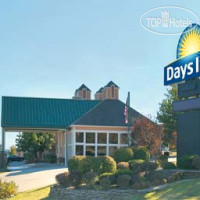 Days Inn Branson 2*