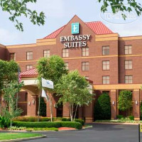 Embassy Suites Lexington 3*