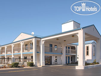 Фотографии отеля  Days Inn & Suites Pine Bluff 2*