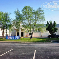 Motel 6 Bentonville 