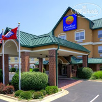 Comfort Inn & Suites Fayetteville 2*