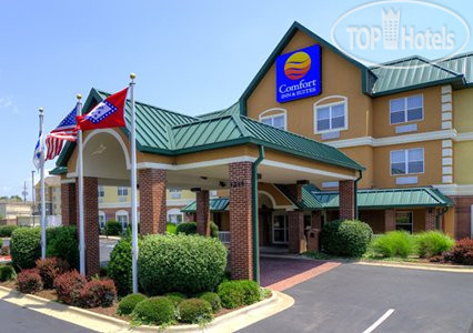 Фотографии отеля  Comfort Inn & Suites Fayetteville 2*