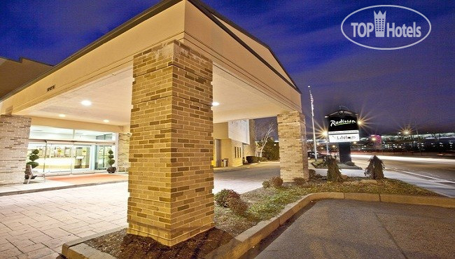 Фотографии отеля  Radisson Hotel Providence Airport 3*