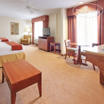 Holiday Inn Express Hotel & Suites Canton 