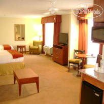 Holiday Inn Express Hotel & Suites Canton 