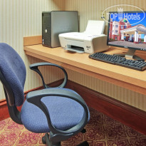 Holiday Inn Express Hotel & Suites Canton 