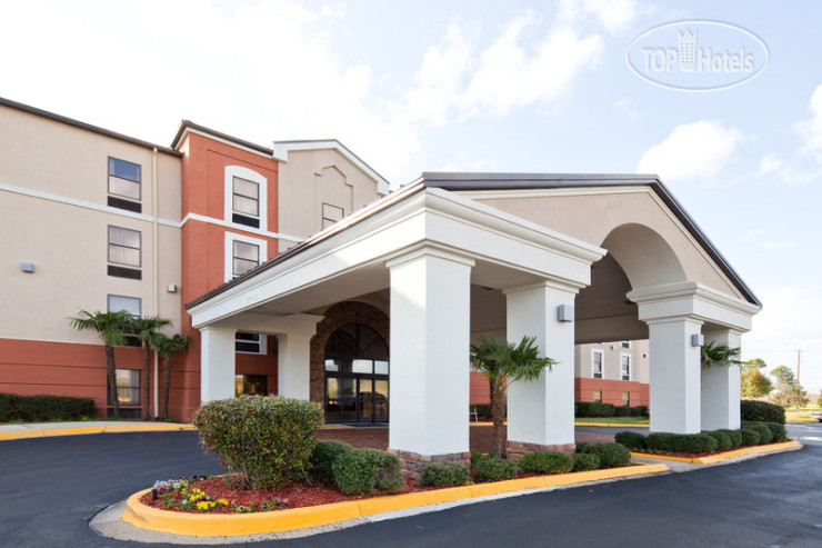 Фотографии отеля  Holiday Inn Express Hotel & Suites Ridgeland - Jackson North Area 2*