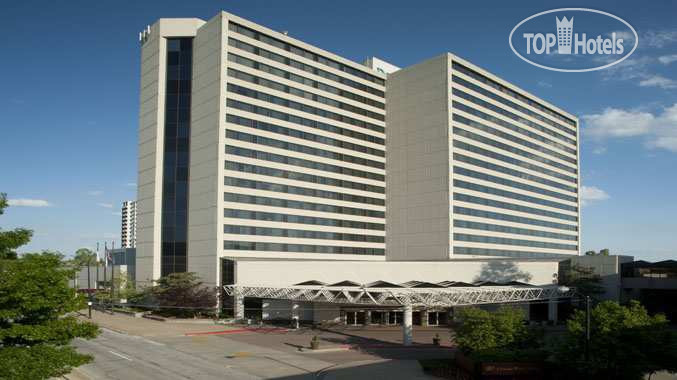 Фотографии отеля  DoubleTree by Hilton Hotel Tulsa Downtown 3*