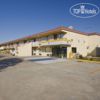 Americas Best Value Inn-Tulsa Airport 