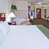 Holiday Inn Express Hotel & Suites Woodward Hwy 270 