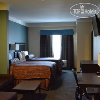 Red River Inn & Suites 